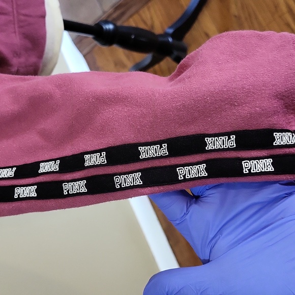 Victoria's Secret PINK Sweater - Picture 3 of 10